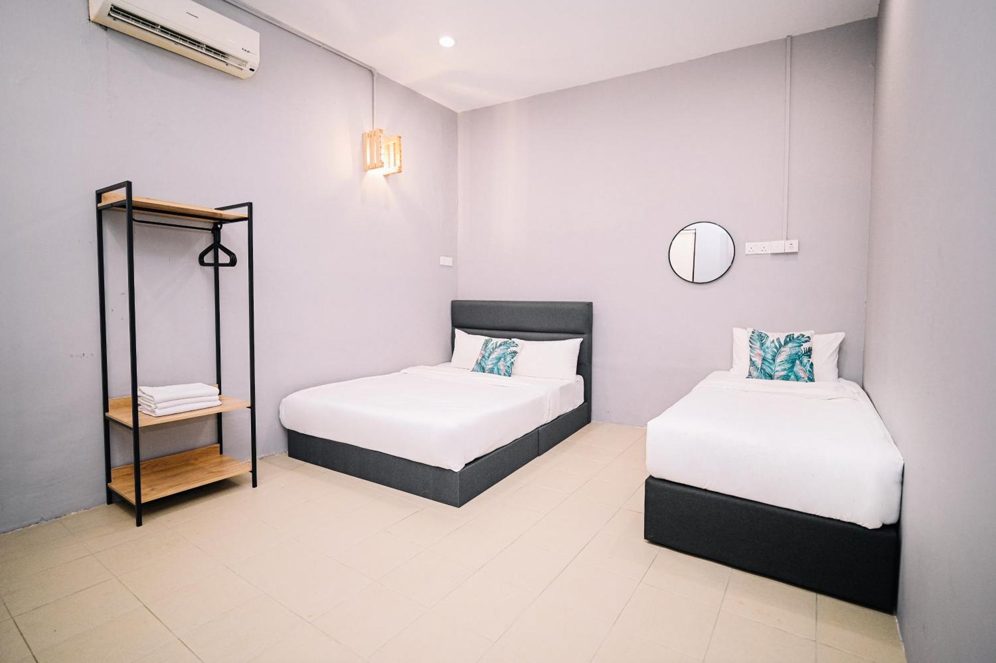 Swing & Pillows - 87 Muntri, Penang ジョージタウン エクステリア 写真